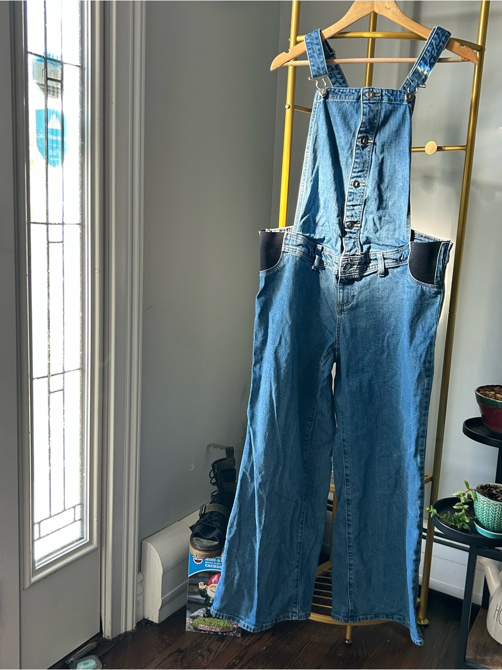 Sailor Wide leg Maternity Overalls light wash denim by Isabel Maternity size 12